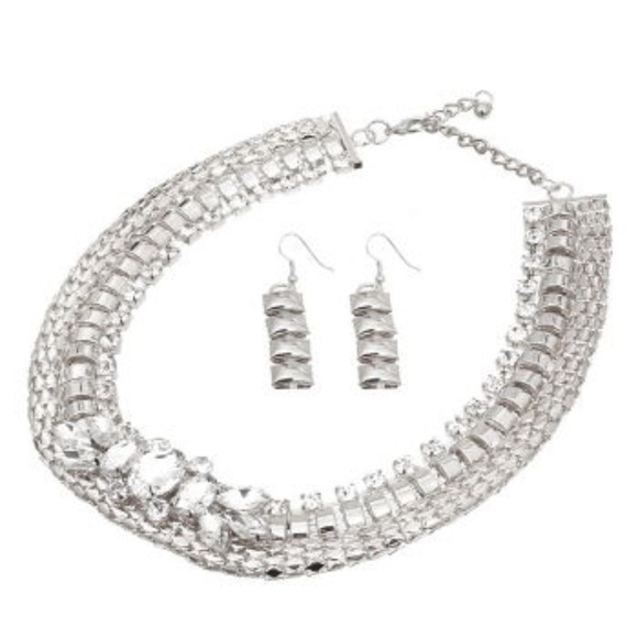 Silver Chunky Chain Stone Necklace and Earrings Se - Picture 2 of 2